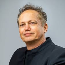 Arketype is a creative studio that designs experiences and connects people  to places.