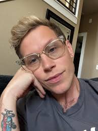 I had a sad interaction with a woman today. I went to the post office and  there was a woman asking for money in the parking lot, but her clothes were  in