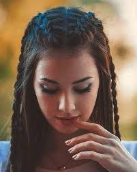 Anabel Heredia's Instagram, Twitter & Facebook