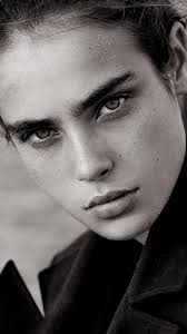 Black And White Photos Of Famous People S Faces Betty Adam Bromley Adli Kullanicinin Faces Panosundaki Pin Kadin Yuzu Yuzler Portre Fotografciligi