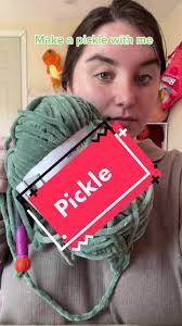 Crochet pickle #fyp #crochettiktok #fyp #foryou #foryoupage #viral #yarn  #pickle #darbyjohnson