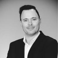 Bruce Deane's Instagram, Twitter & Facebook