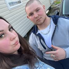 Who's down to learn the ee by following a guide it's a tad bit annoying  tryna do it