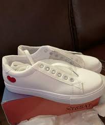 If you wanna have it as yours, please click. Brand New Korean White Shoes With Heart Design Women S Fashion Footwear Sneakers On Carousell