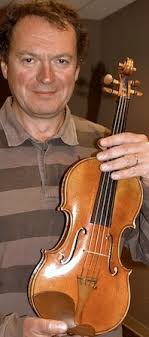A bit of violin varnish history