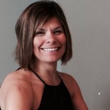 Angela Petroff's Instagram, Twitter & Facebook