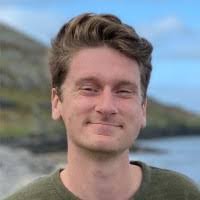 Adam Olinger's Instagram, Twitter & Facebook