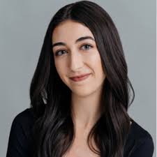 Empowering Women Executives: Financial Literacy For C-Suite Success