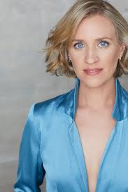 Dana Weddle's Instagram, Twitter & Facebook