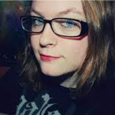 Molly Speer's Instagram, Twitter & Facebook