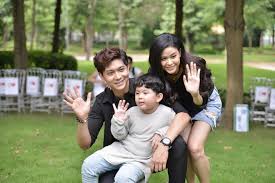 Trương quỳnh anh đánh dấu sự trở lại với nghệ thuật qua mv dành cả thanh xuân cho mọi người. Tim Va TrÆ°Æ¡ng Quá»³nh Anh Ly Hon Sau 7 NÄƒm Gáº¯n Bo