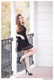 Image Result For Leaning Against Railing Pose Girl Leaning Fashion Girl Poses
