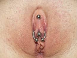 Vaginal Clip With Dazzling Adornments - Sensual Style