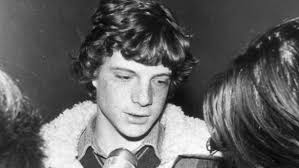John paul getty iii, the grandson of a billionaire american oil tycoon, has died at the age of 54. Paul Getty What Happened To The Real John Paul Getty Iii Heavy Com