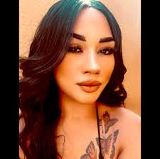 One day ima cover the floor in baby oil and work me a ngga omm