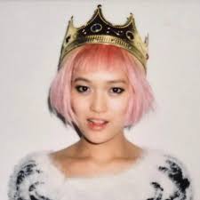 Introducing Miss Cassandra Lloyd 💋 DAS BOOT Season 2 (Ep1) Dir:  #MatthiasGlasner Photo by @rabold_foto #bts photos by @rick.okon Kisses to  @chattoon and Pavlina #dreamteam @skydeutschland @skytv @hulu @svt  @bavariafiction #dasboot