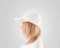 Boostez votre communication en personnalisant votre casquette publicitaire avec votre logo brodé ou imprimé. Blank Blanc Casquette De Baseball Modele De Maquette Porter Sur Les Femmes Tete Isole Profil Femme Au Chapeau Clair Et T Shirt Uniforme Maquette Tenant Visiere De Bouchons Coton Casquette De Basebal Conception