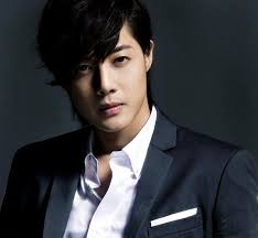 Hope you enjoyed these pictures of our lovely and talented leader, Kim Hyun Joong. - wallpaper-kim-hyun-joong-18