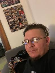 Good morning 2/16 🌞 St.Louis,Mo. 47, single and just here because you  never know. No lies No Drama