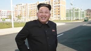 The footage also showed kim smiling as he walked, talked and smoked at the opening of a fertilizer plant friday. He S Back See Kim Jong Un Step Out With A Cane After Weeks Missing Abc News