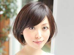40代は前髪だけで若返る アラフォーに似合う前髪ヘアスタイル7 all about オールアバウト ショートボブ 髪型 髪型 ストレート