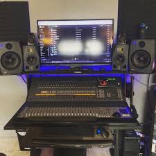 Chris Cavallo (@vallo310) • Instagram photos and videos