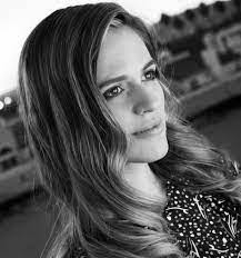 Rachel Diggs's Instagram, Twitter & Facebook