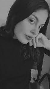 Tamara Roman's Instagram, Twitter & Facebook