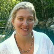 Beth Fishman's Instagram, Twitter & Facebook