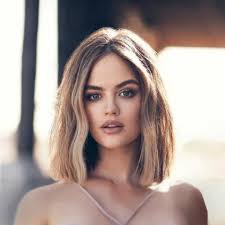 Lucy Hale Cabelo Franja Penteados Cabelo Curto Cabelo Curto De Menina