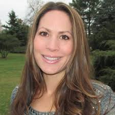 Taryn Lamb, CPO (@OrganizerTaryn)