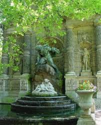 La Fontaine Medicis Au Jardin Du Luxemborg Jardin Du Luxembourg Les Fontaines Les Regions De France