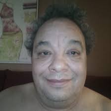 What was the name of the restaurant in Fremont Street that was located  downstairs like a cellar?