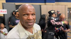 Devin Who?': Floyd Mayweather's Dad Forgets Undisputed Champion Devin Haney  Despite Working Together Before