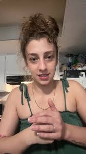 Elena Kendrick's Instagram, Twitter & Facebook