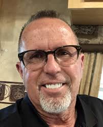 Yard Crashers (TV Series 2008– )