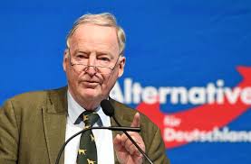 Als die polizei anrückte, kam es zur körperverletzung eines polizisten. Afd Parteichef Gauland Rugt Doppelmandat Von Afd Politiker Pretzell Politik Stuttgarter Zeitung