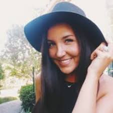 Alexandra Aragon's Instagram, Twitter & Facebook