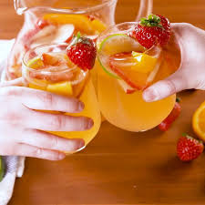 Sangria Recipes White In 2020 White Wine Sangria Recipe Easy Sangria Recipes White Sangria Recipe