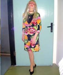 Annemin evi çöp evden halliceydi. Turkiye Nin Ilk Anarsist Kizi Aysel Gurel