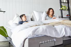 An as3 split king adjustable bed is available for $5,098, over $1,597 in savings. How To Fix A Gap In A Split King Mattress A Guide Urdesignmag