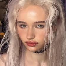 Francis Degrote's Instagram, Twitter & Facebook