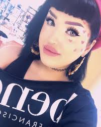 Profile for Sophie Schreier