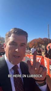 Scramble. Score. Celebrate accordingly. Avery Johnson finds Will Swanson  for the first @kstatefb touchdown of the day 🔥 #Big12FB