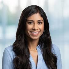 Brenna Phillips's Instagram, Twitter & Facebook