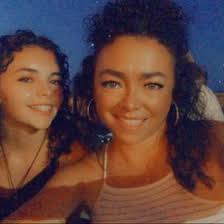 Lacey Strunk (laceystrunk)