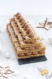 Recette bûche de noël : Tuto Video Buche De Noel Sapins Chocolat Noisette Sucre D Orge Et Pain D Epices