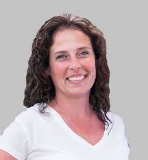 Regina Beard's Instagram, Twitter & Facebook