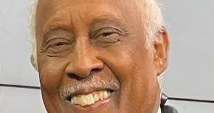 John Lomax, 'the heart and soul' of WKRC-TV, dies at 72