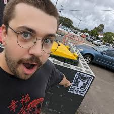 David Singler's Instagram, Twitter & Facebook